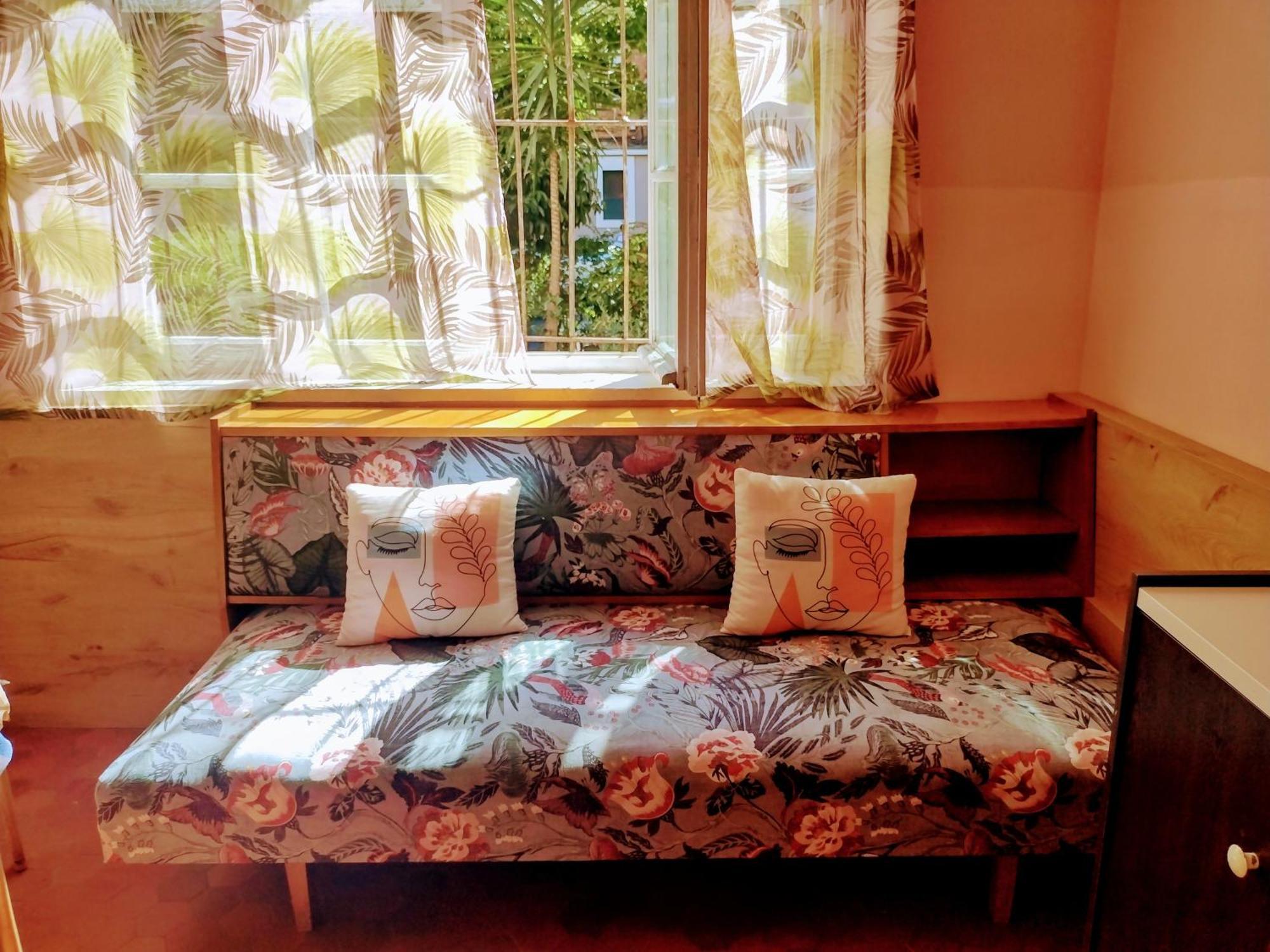 Era Echoes - Preserved Historical Apartment Tirana Esterno foto