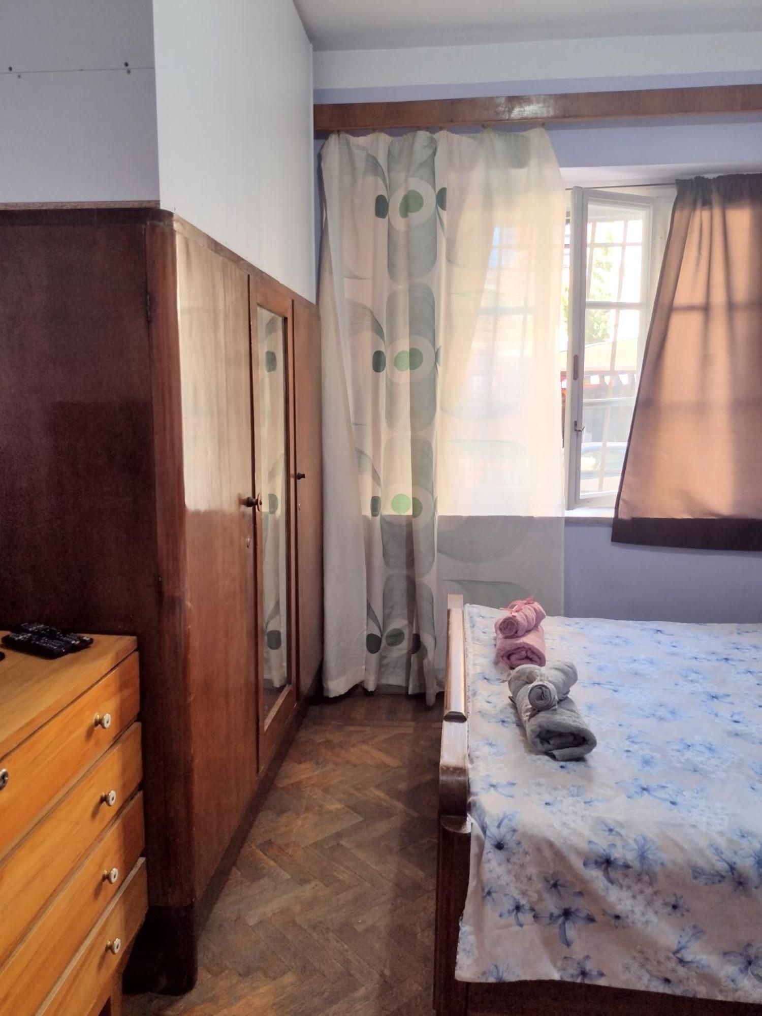 Era Echoes - Preserved Historical Apartment Tirana Esterno foto